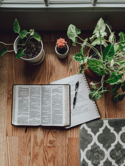 How I Memorize Scripture and 6 More Bible Verses I'm Memorizing